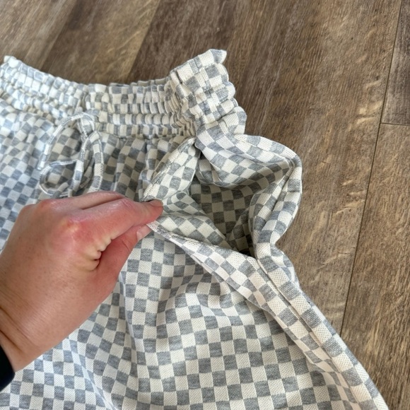 NWT! Anniewear Terrycloth High-Waisted Checkered Pull-On Drawstring Shorts - Picture 6 of 7